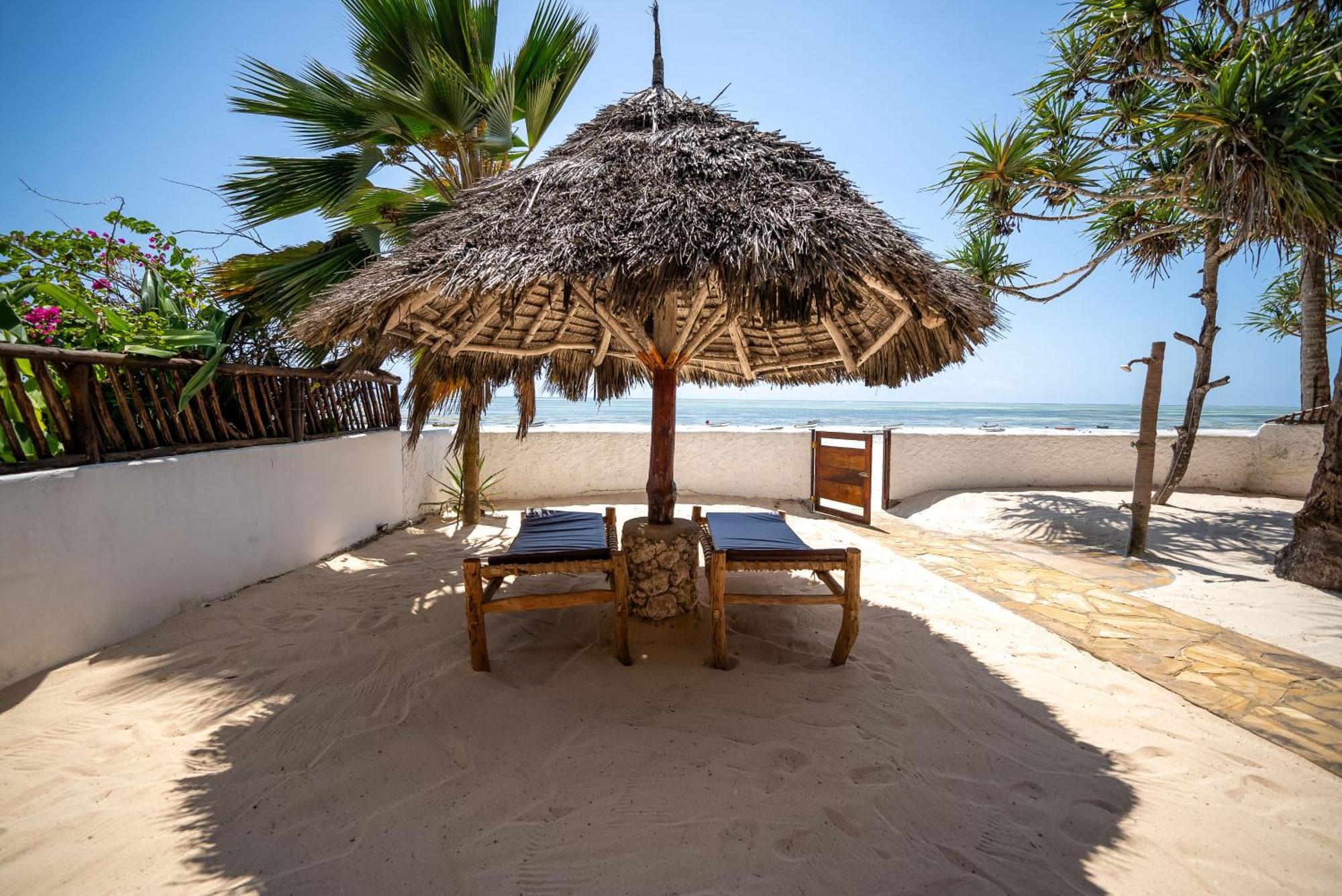 Beachfront Villa Hideaway Zanzibarhouses Kiwengwa  Εξωτερικό φωτογραφία