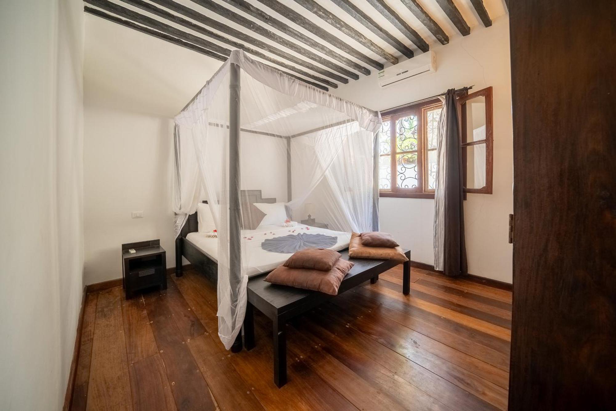 Beachfront Villa Hideaway Zanzibarhouses Kiwengwa  Εξωτερικό φωτογραφία