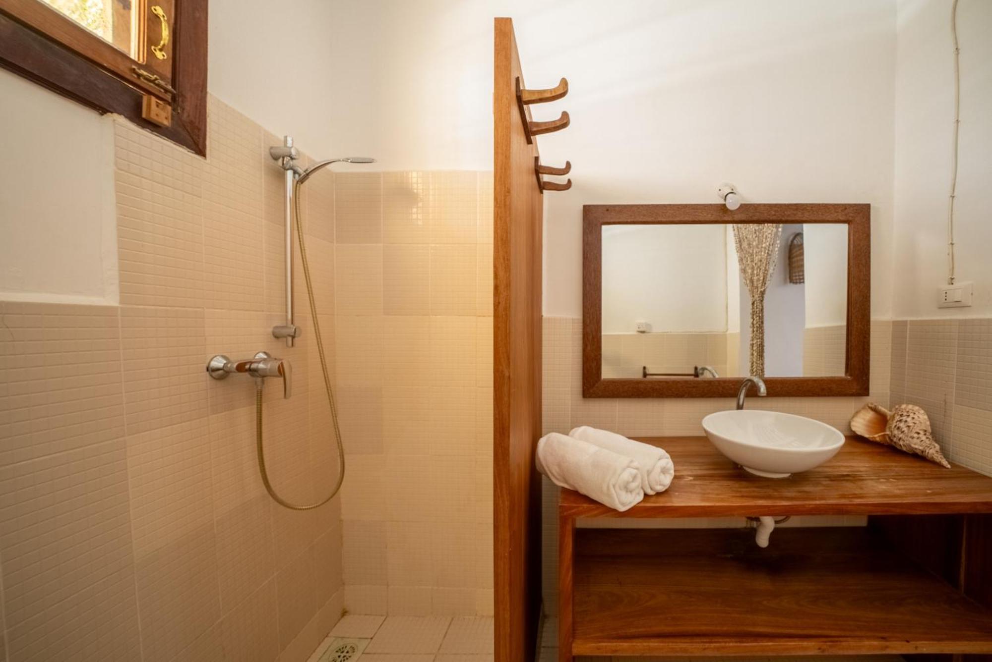 Beachfront Villa Hideaway Zanzibarhouses Kiwengwa  Εξωτερικό φωτογραφία